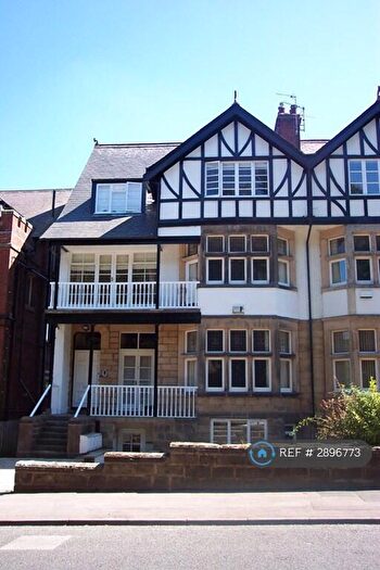 2 Bedroom Flat To Rent In Harlow Moor Drive, Harrogate, HG2