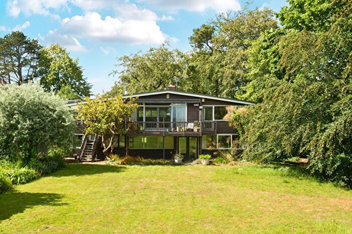 5 Bedroom Detached House For Sale In Chart Lane, Reigate, RH2