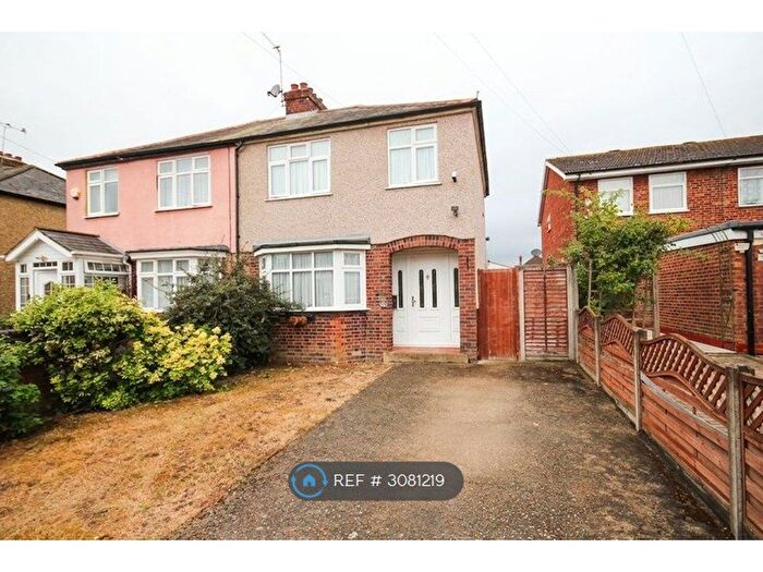 3 Bedroom Semi-Detached House To Rent In Heath Road, Uxbridge, UB10