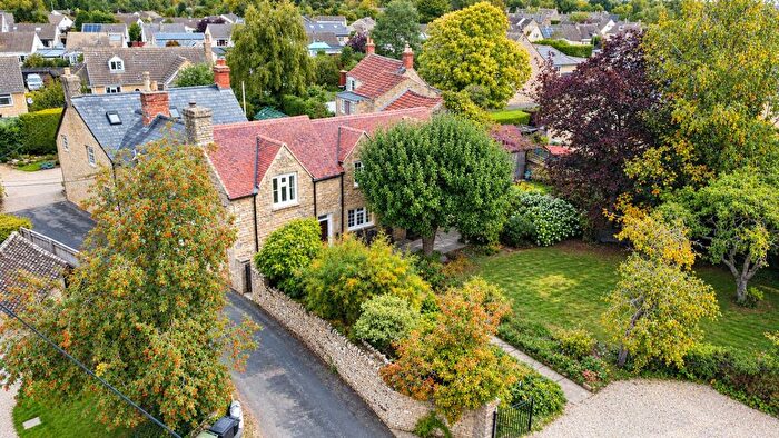 3 Bedroom Semi Detached House For Sale In Upper Up, South Cerney, Cirencester, Gloucestershire, GL7