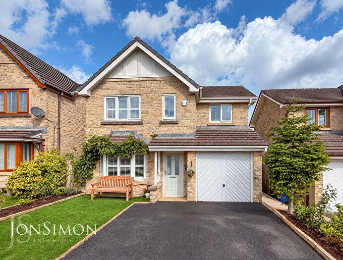 3 Bedroom Detached House For Sale In Lansdowne Close, Ramsbottom, Bury, BL0