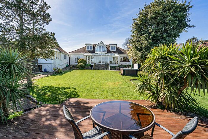 6 Bedroom Detached House For Sale In Redcliffe Road, Torquay, TQ1