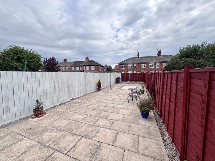 3 Bedroom Terraced House To Rent In Lynton Avenue, Hull, HU5