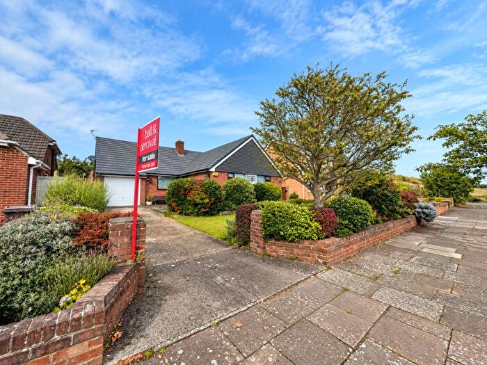 3 Bedroom Bungalow For Sale In Harewood Avenue, Southport, Merseyside, PR8