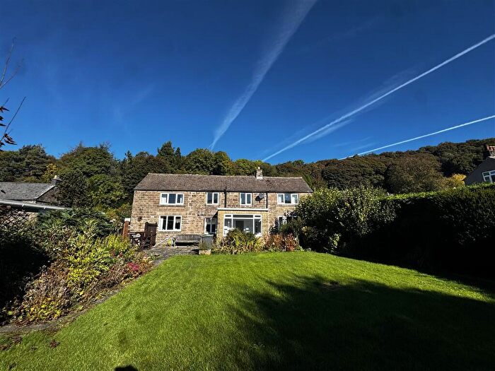 3 Bedroom Detached House For Sale In Main Street, Birchover, Matlock, DE4