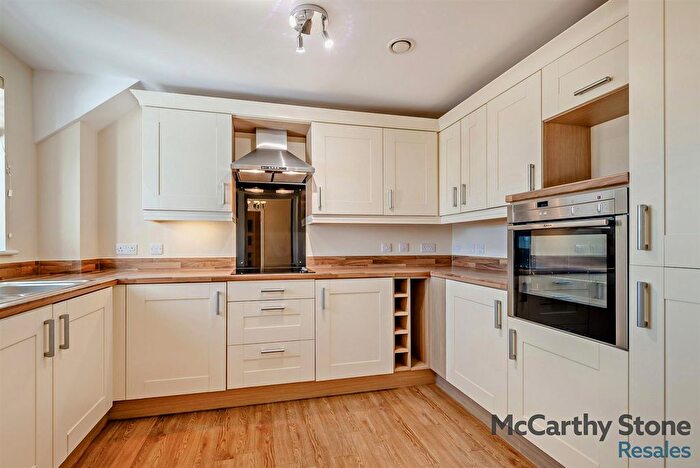 2 Bedroom Flat For Sale In Barnhill Court, Barnhill Road, Chipping Sodbury, Bristol, BS37