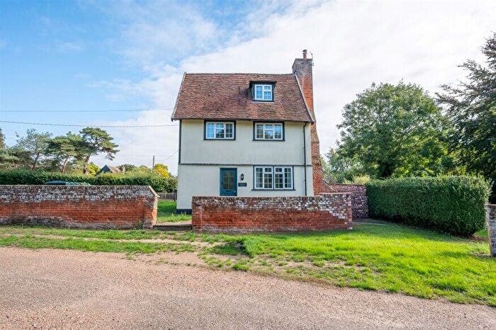 3 Bedroom Semi-Detached House To Rent In Capel Hall Lane, Trimley St Martin, IP11