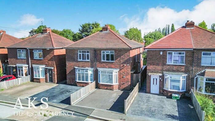 3 Bedroom Semi-Detached House For Sale In Stenson Road, Derby, DE23
