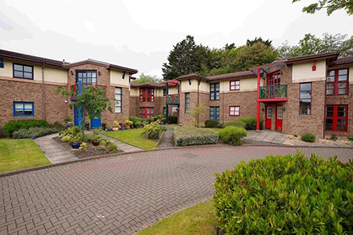 2 Bedroom Flat To Rent In East Werberside Place, Edinburgh, EH4