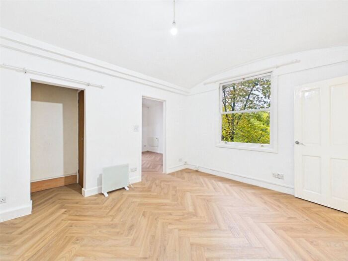 1 Bedroom Apartment For Sale In Park View Court, Bath Street, Nottingham, Nottinghamshire, NG1