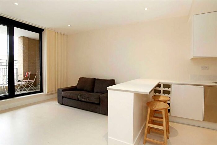 1 Bedroom Flat To Rent In Cromwell Road, South Kensington, SW7