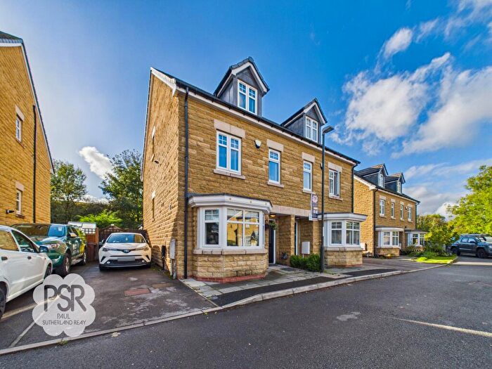 4 Bedroom Semi-Detached House For Sale In Beckets Wood, Chapel-En-Le-Frith, SK23