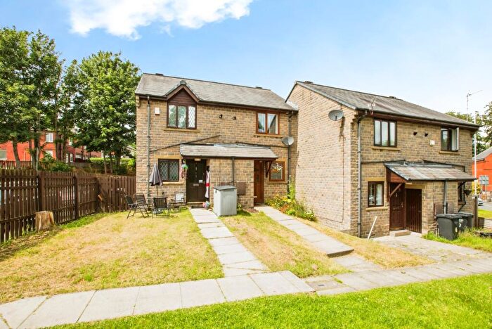 2 Bedroom Terraced House For Sale In Wheatley Lane, Halifax, West Yorkshire, HX3