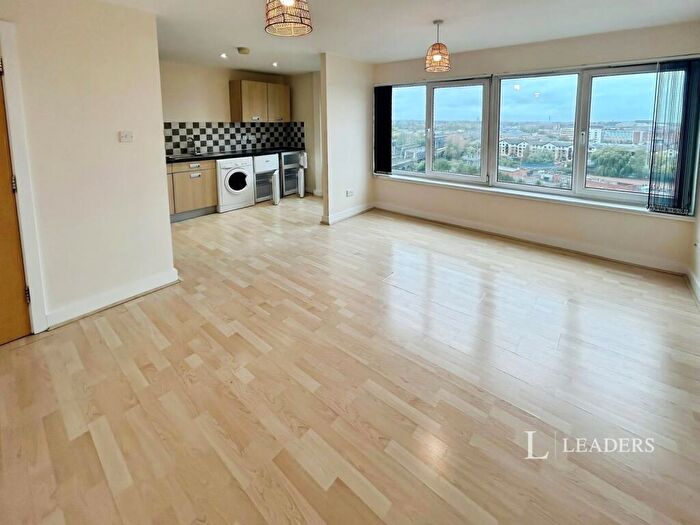 2 Bedroom Flat To Rent In Oundle Road, Peterborough, Cambridgeshire, PE2