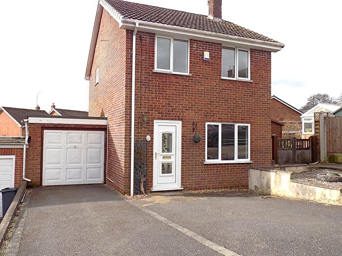 3 Bedroom Detached House For Sale In Cedar Close, Ashbourne, DE6