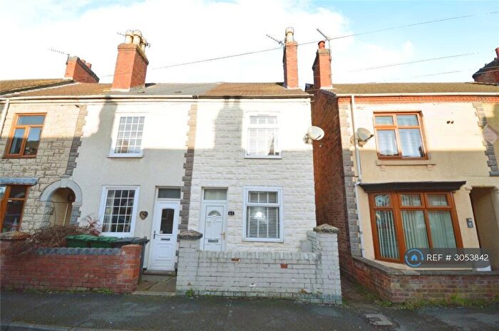 2 Bedroom End Of Terrace House To Rent In Regent St, Swadlincote, DE11