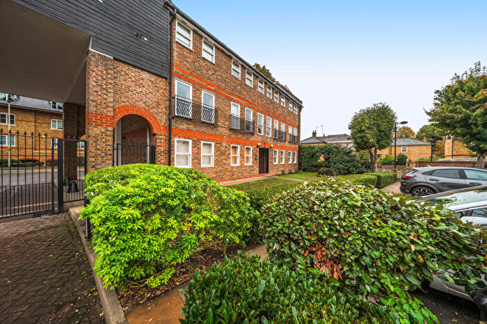 2 Bedroom Flat For Sale In Millacres, Station Road, Ware, SG12
