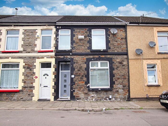 3 Bedroom Terraced House For Sale In Pwllgwaun Road, Pontypridd, CF37
