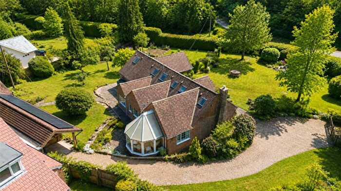 5 Bedroom Detached House For Sale In Green Lane, Ellisfield, Hampshire, RG25