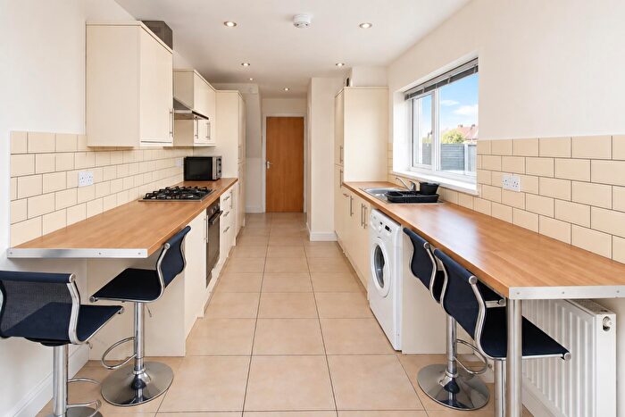 7 Bedroom House To Rent In Brithdir Street, Cathays, Cardiff, CF24