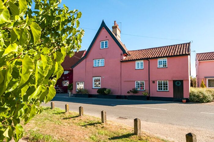 6 Bedroom Detached House For Sale In Denmark Street, Diss, IP22