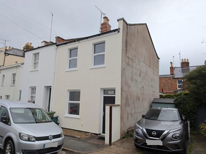 2 Bedroom House To Rent In Mitre Street, GL53