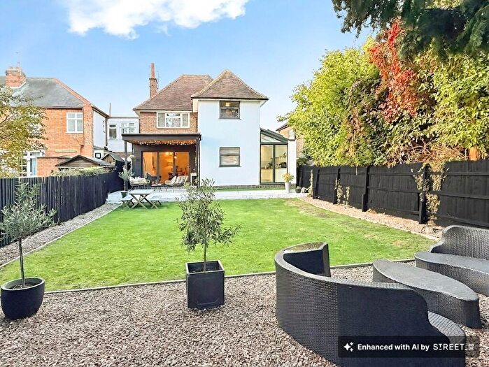 3 Bedroom Detached House For Sale In Eastcourt Road, Knighton, LE2