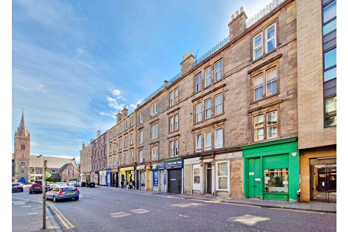 2 Bedroom Flat For Sale In / Duke Street, Leith, Edinburgh, EH6