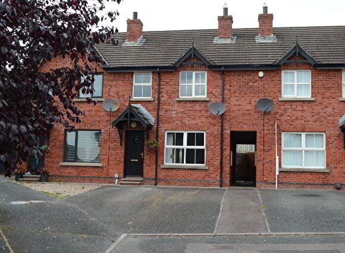 3 Bedroom Mid TownHouse For Sale In Carnreagh, Craigavon, BT64