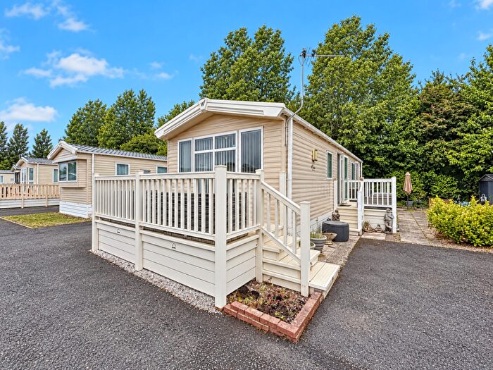 3 Bedroom Park Home For Sale In Southport New Road, Banks, Southport, PR9