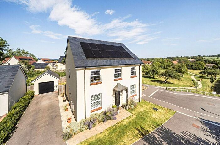 4 Bedroom Detached House For Sale In Bramblefield Road, Wedmore, BS28