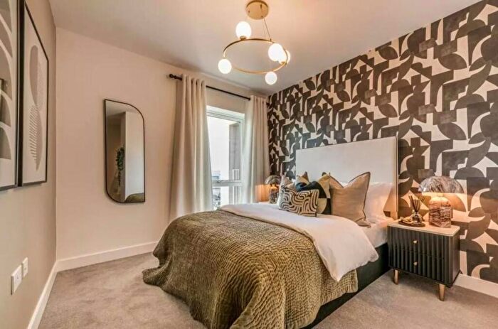 2 Bedroom Apartment For Sale In Plot Clarendon Court, Leeds, LS2