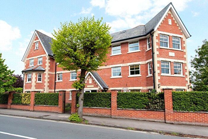 2 Bedroom Flat To Rent In The Wheatsheaf, Hamilton Avenue, Henley-on-Thames, Oxfordshire, RG9