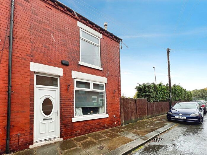 2 Bedroom Terraced House For Sale In Ivy Grove, Kearsley, BL4