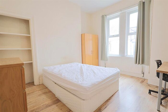 4 Bedroom Terraced House To Rent In Cardigan Terrace, Heaton, Newcastle Upon Tyne, NE6