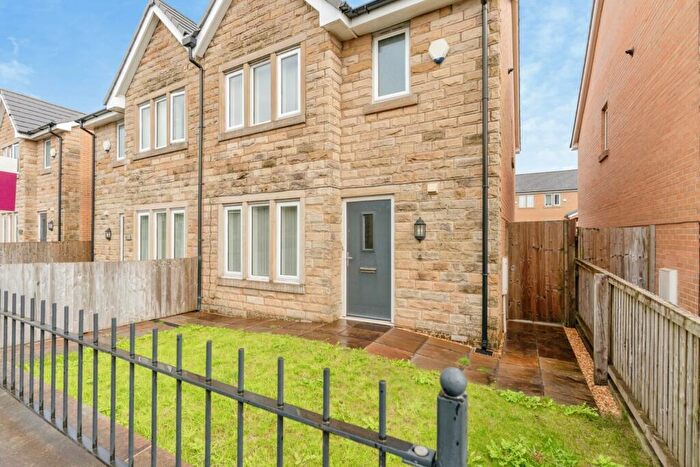 3 Bedroom Semi-Detached House For Sale In Skipton Road, Colne, Lancashire, BB8
