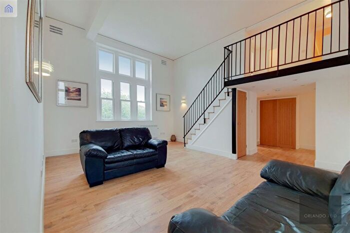 2 Bedroom Flat To Rent In Charlotte Court, Old Kent Road, SE1