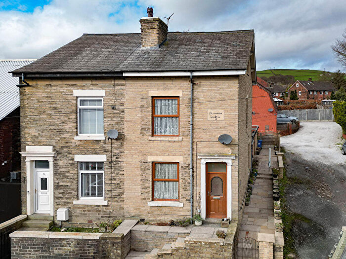 3 Bedroom Semi-Detached House For Sale In Calderbrook Road Littleborough, OL15