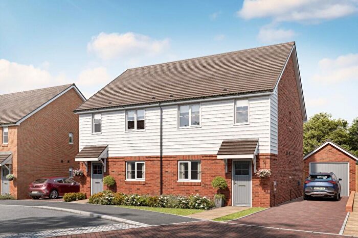 3 Bedroom Semi-Detached House For Sale In Scocles Road, Minster On Sea, Kent, ME12