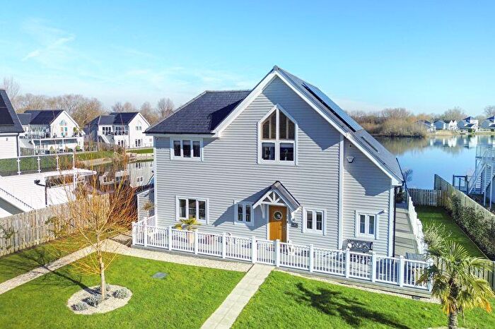 4 Bedroom Detached House For Sale In , Summer Lake, Spine Road, South Cerney, GL7