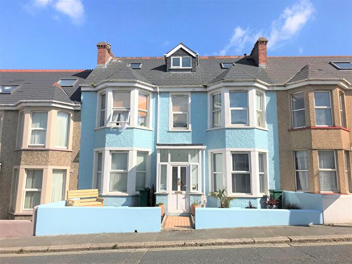 2 Bedroom Flat To Rent In Higher Tower Road, Newquay, TR7