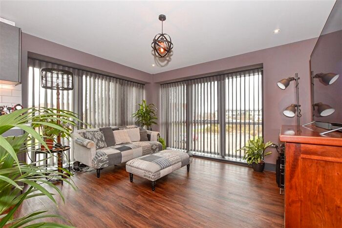2 Bedroom Flat For Sale In Spindle Close, Hawkinge, Folkestone, Kent, CT18