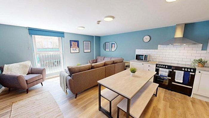 6 Bedroom Flat To Rent In Flat, , Cromwell Road, BS6