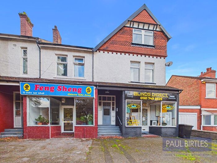 2 Bedroom Flat To Rent In Flixton Road, Flixton, Manchester, M41