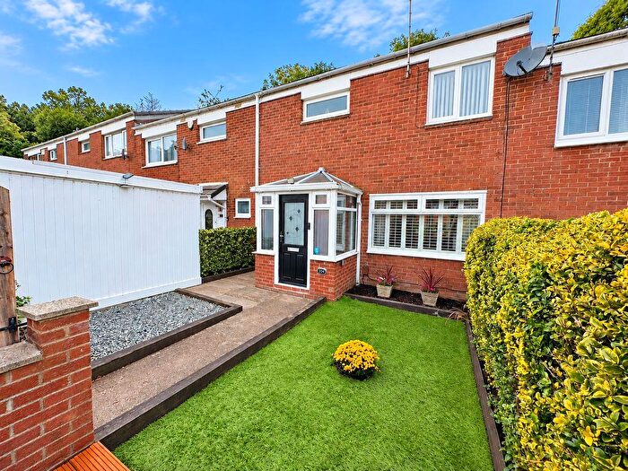 3 Bedroom Terraced House For Sale In Donvale Road, Donwell, Washington, NE37