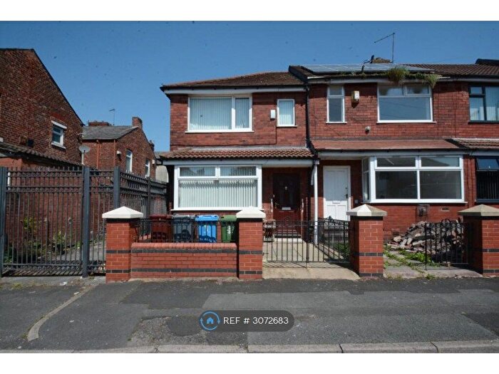 2 Bedroom Semi-Detached House To Rent In Holmpark Road, Manchester, M11