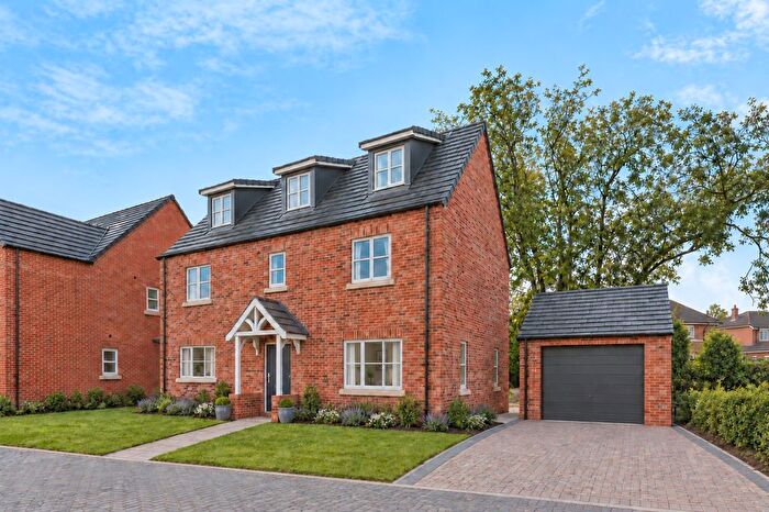5 Bedroom Detached House For Sale In Buddleia Close, Healing, DN41