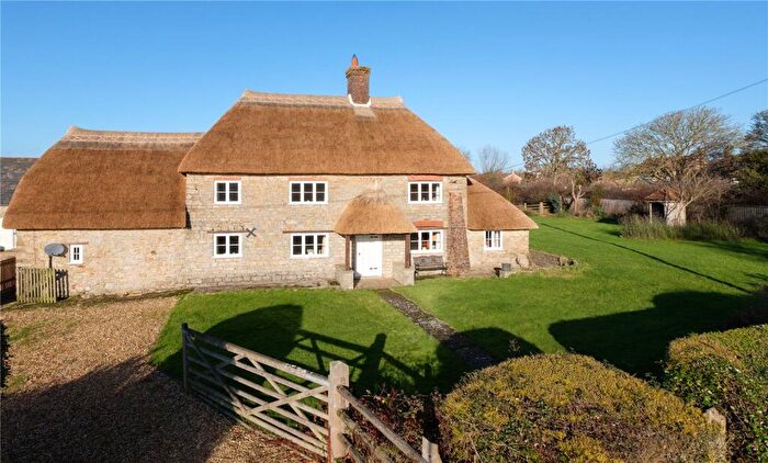 4 Bedroom Detached House For Sale In Holwell, Sherborne, Dorset, DT9