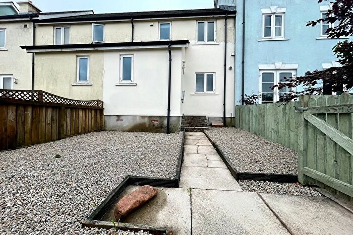 3 Bedroom Semi-Detached House To Rent In Devonshire Row, Princetown, PL20