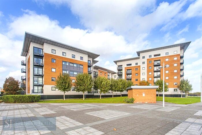 2 Bedroom Apartment To Rent In Inverness Mews, E16
